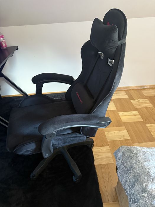 Fotel gamingowy Prototype
