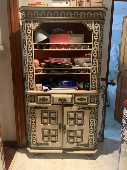 Movel vintage verde e dourado