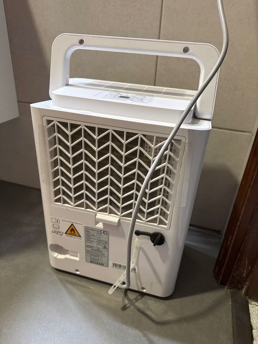 Desumidificador Becker 10L