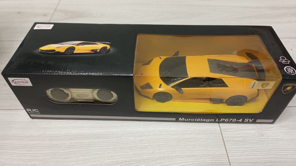 Машинка на радіокеруванні Lamborghini Murcielago 1:24