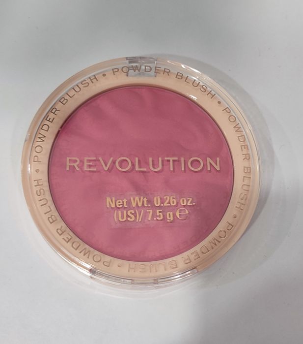 Makeup Revolution Pink Lady