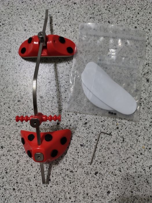 Ортодонтична одноосьова лицьова маска Діляра