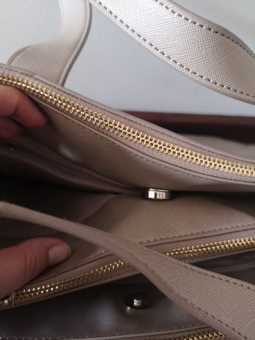 Mala de senhora portátil