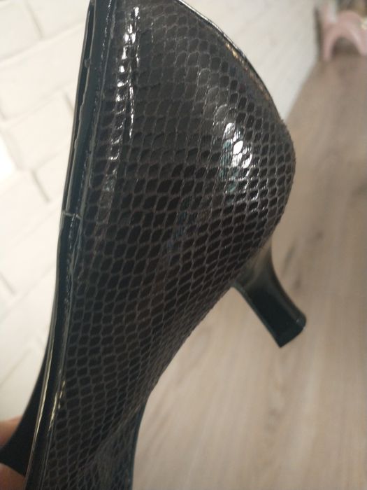 Nowe buciki USA rozmiar 42