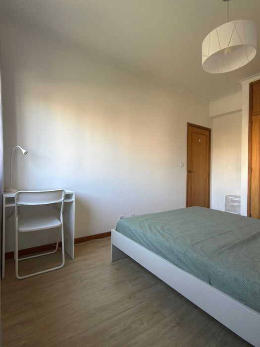 Quarto a arrendar