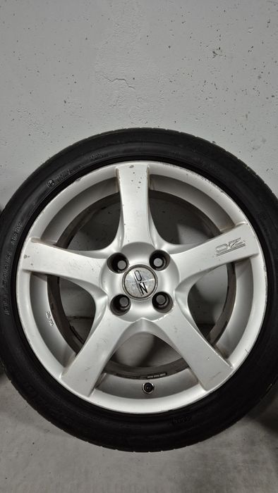 Koła Felgi OZ Hydra 16' 7j 4x100 et37 Honda