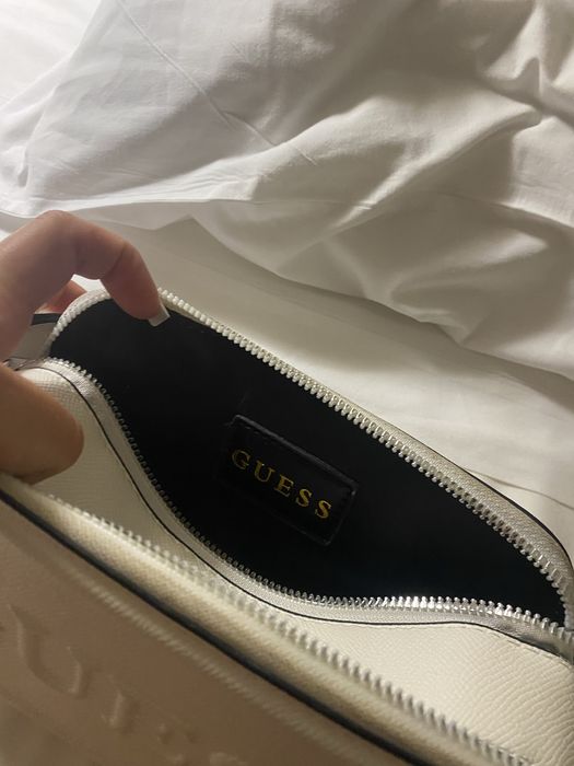 Carteira guess original