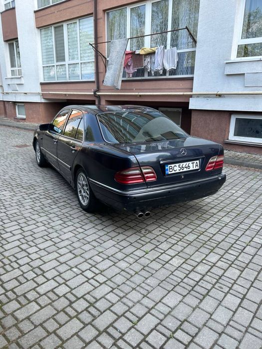 MERCEDES W210 Avantgarde