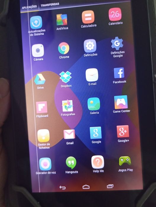 Tablet 7 polegadas. Com capa e carregador