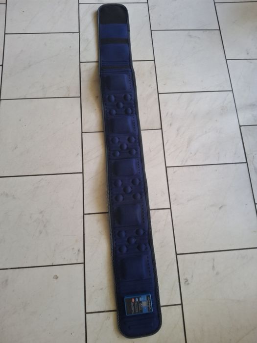 Pas masująco-odchudzajacy