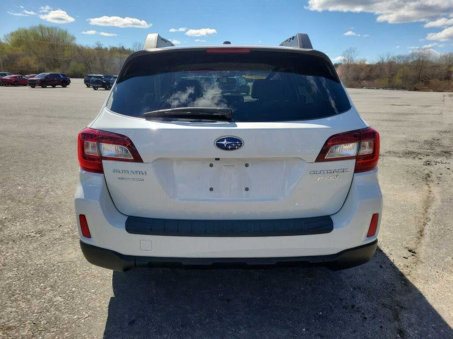 Subaru Outback 2.5i Premium      2015