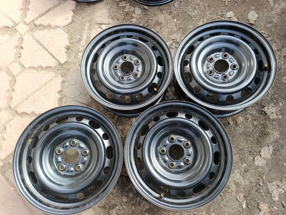 Диски стальні r16 5*114.3 Mazda Premacy 3 5 6 MPV Hyundai Kia