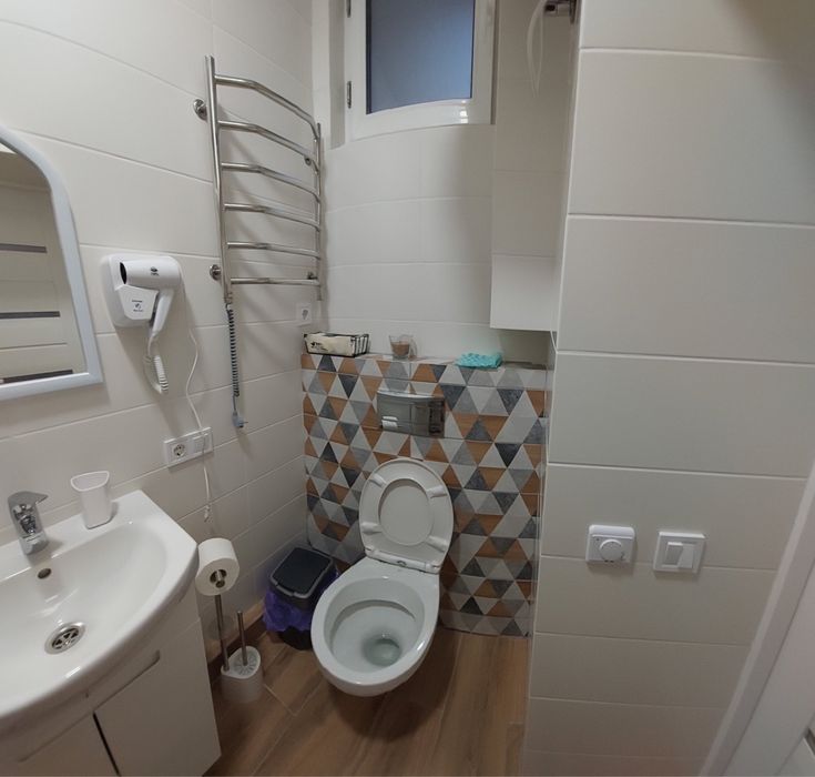 Погодино подобово центр , близько Оперний і Форум