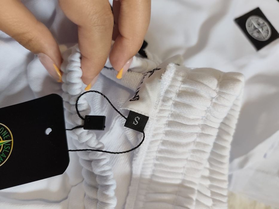 Conjunto desportivo Stone Island