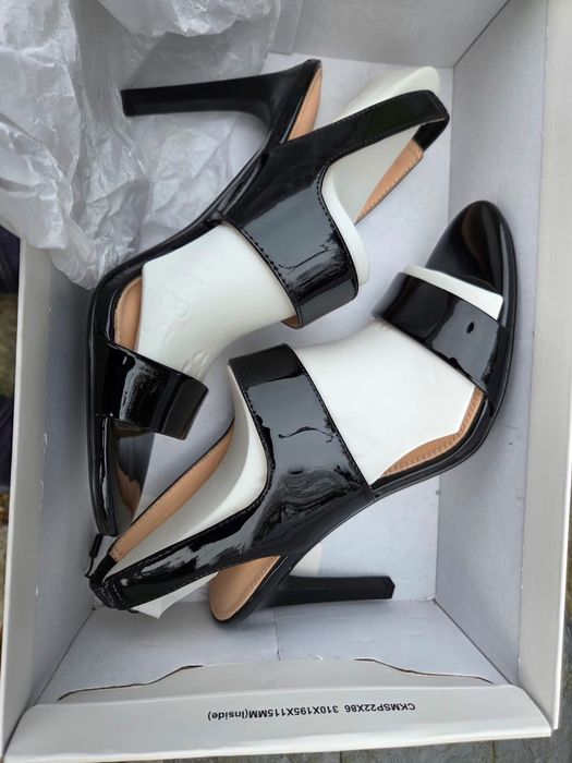 Buty damskie szpilki Calvin Klein  r.39 nowe