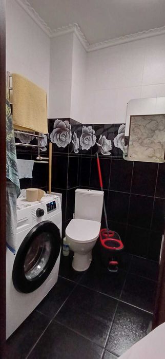Продаж 3 кімнатної квартири Польова