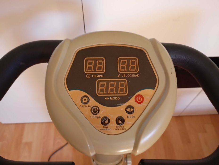 Plataforma vibratória Fitness