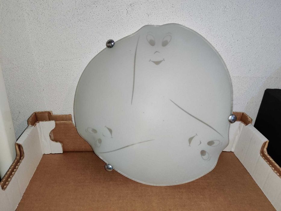 Candeeiros tecto e parede