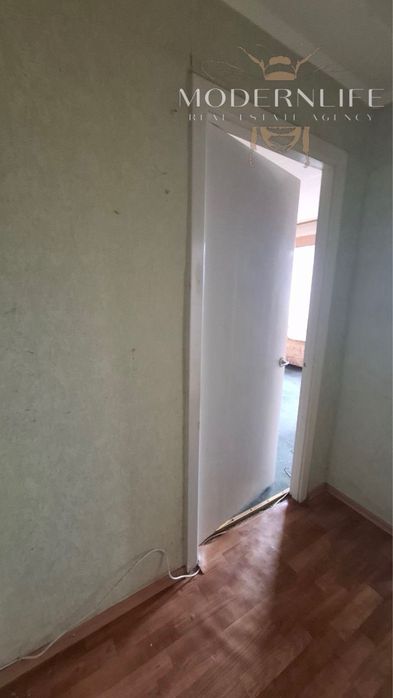 Продаж 1к квартири вул. Мілютенко 11а