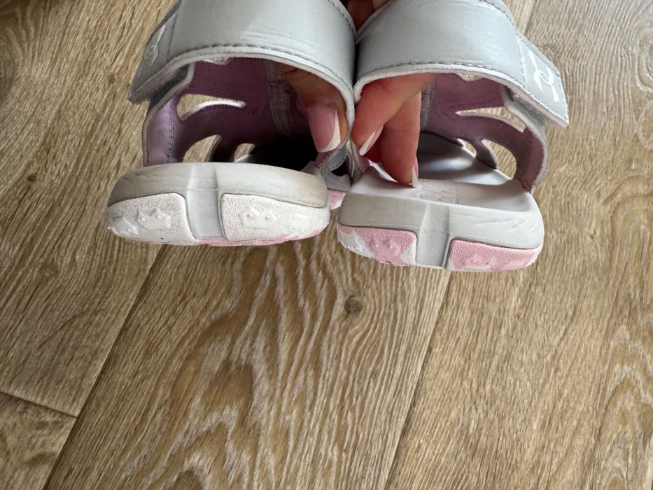 Босоніжки кросівки сандалі Under Armour