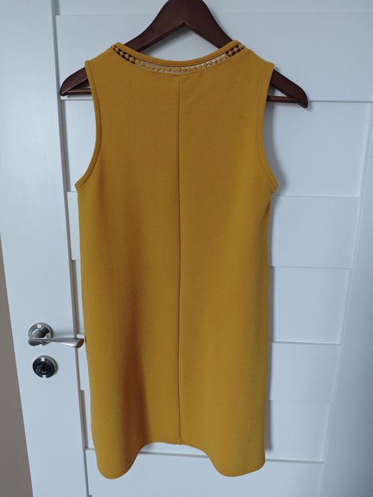 Sukienka musztardowa sfera