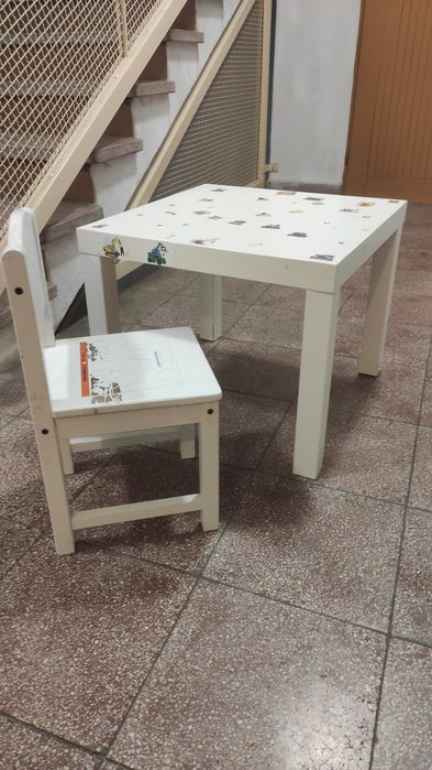 Stolik dla dziecka biały 55cm x 55cm z krzesełkami "IKEA"