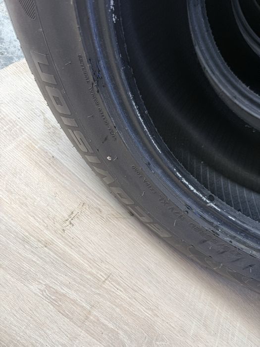 Goauto комплект шин 275 55 r20 22 рік 4-5мм в чудовому стані квітуча