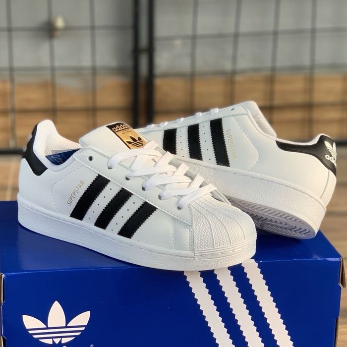 кроссовки adidas