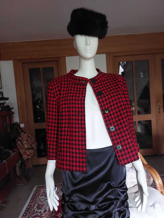 elegancki wełniany zimowy żakiet w czarno-czerwoną pepitkę retro wełna