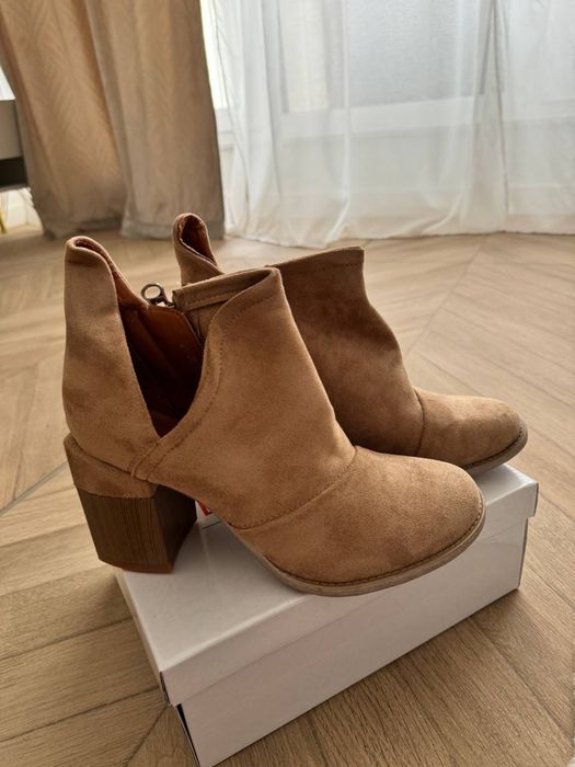 Ботильйони Bella Paris