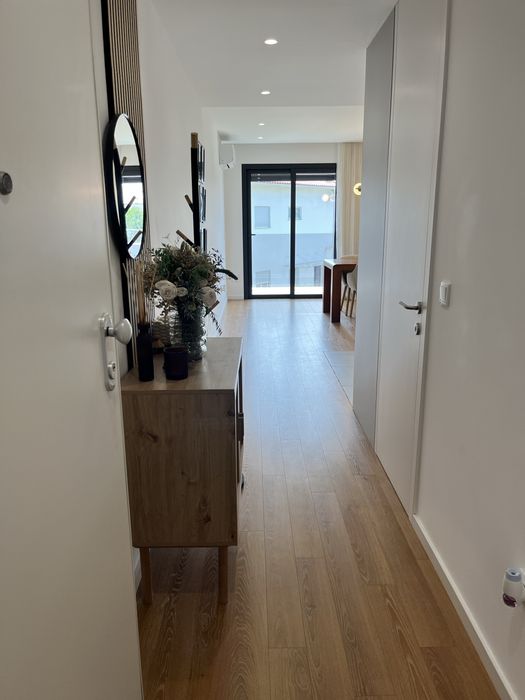 Apartamento T2 semi-novo em Barcelos