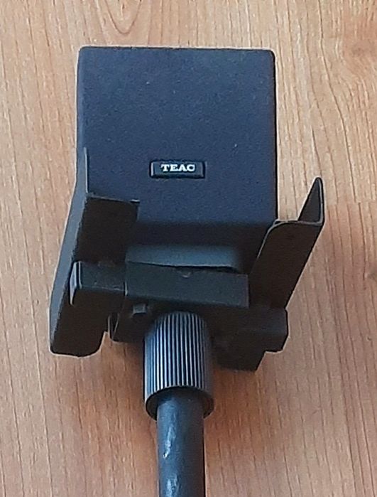 Base de Colunas de Som Extensível - Bom Estado