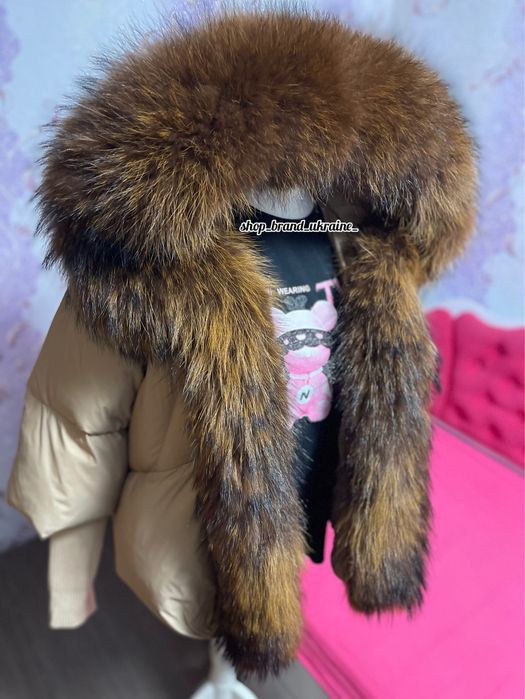 Пуховик з натуральним хутром