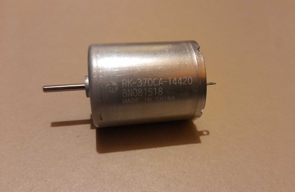 Silnik modelarski 12V, symbol:  RK-370CA-14420 BN081518 nowy