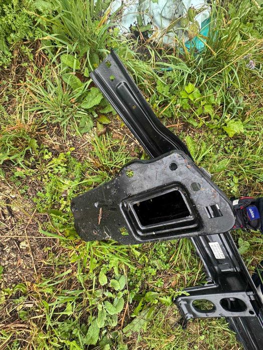 Передній Підсилювач до Mercedes-Benz ML-Class W166 2011-2015