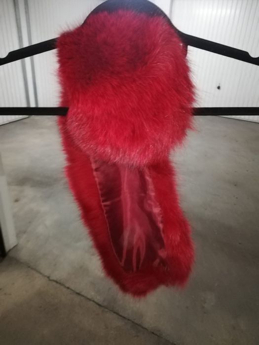 Estola em pêlo vermelha