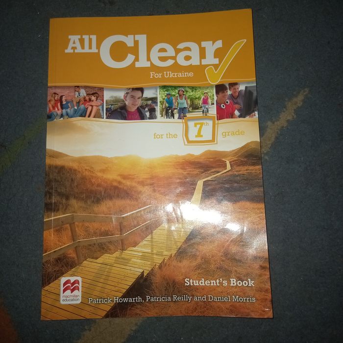 Книга All Clear 7
Стан хороший,деякі вправи зроблені олівцем