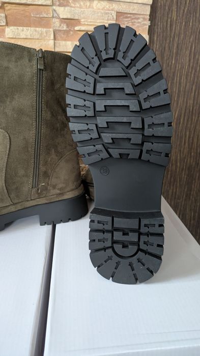 Чоботи, ботінки жіночі. Європа.