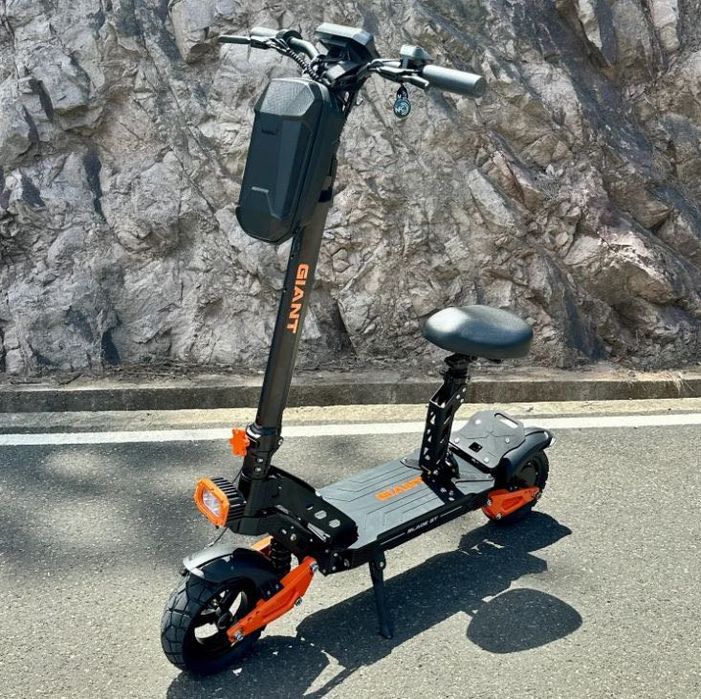 Електросамокат з сидінням Giant Blade GT Pro Sport 1600Вт 26Ah спорт серія 48V з LED підсвіткою та фарою електричний самокат гіант з сідлом швидкий