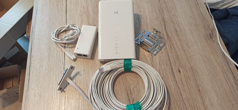 Router ZTE MC 889