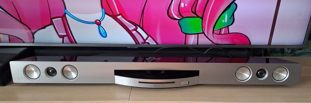 Soundbar LG HLX56S  Blu-Ray