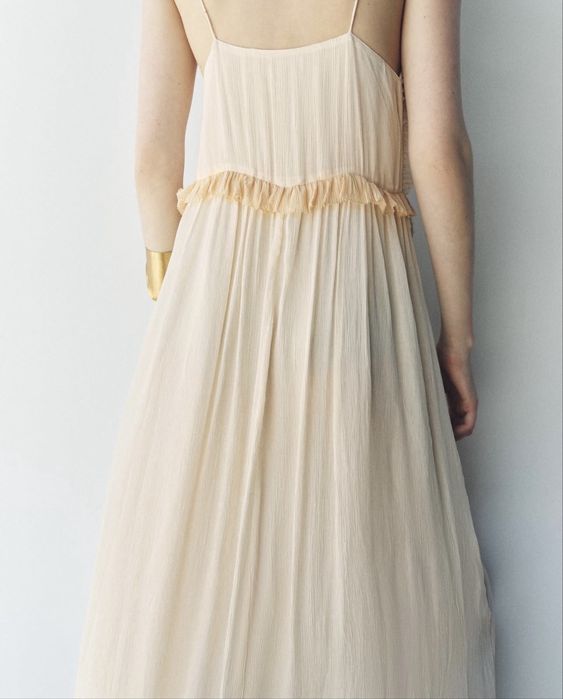 Сукня з рюшами Zara