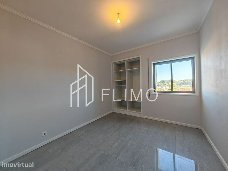 Apartamento T3 Paços de Brandão