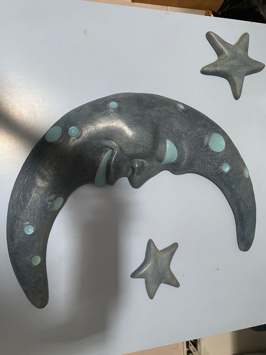 Conjunto lua e duas estrelas e quadros