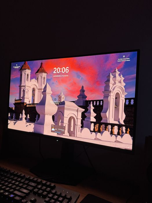 Monitor MSI MPG 321 URX 240hz QD-OLED 32 cale 4k