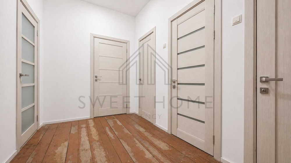 Гостомель | Будинок 186 м² | 9,3 сотки | басейн, сауна, гараж