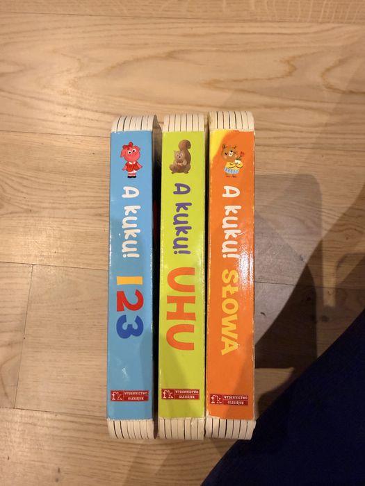 Książki dla najmłodszych z okienkami do nauki mówienia