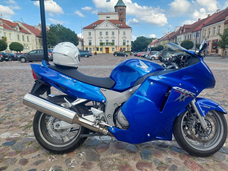 HONDA CBR 1100XX Superblackbird !