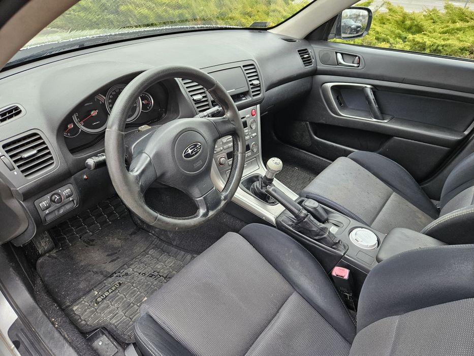 Subaru Outback 2004 рік 2.0 бензин 4×4 для військових в Україні