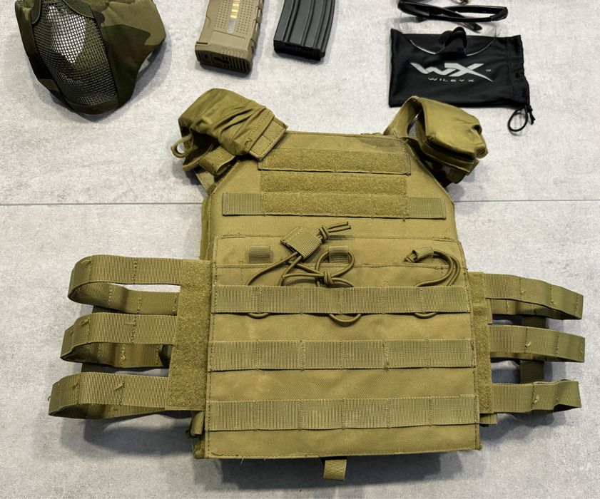 Arma Airsoft Evolution Recon UX8 Amplified Carbontech